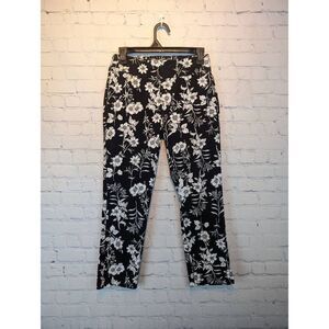 Tribal stretchy pull-on floral Capri pants size medium*
